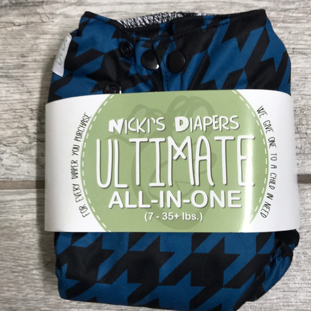 New Nicki’s Ultimate All-In-One cloth diapers